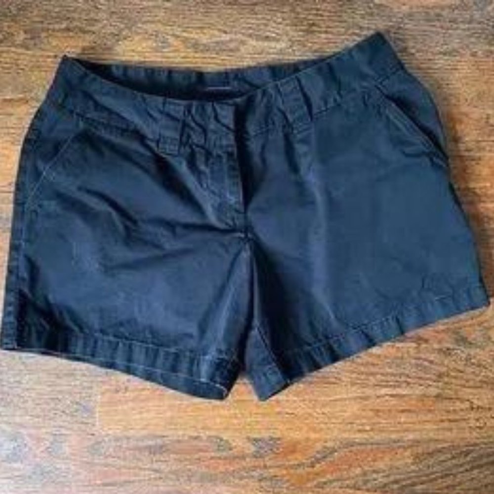 Tommy Hilfiger black chino shorts, size 10